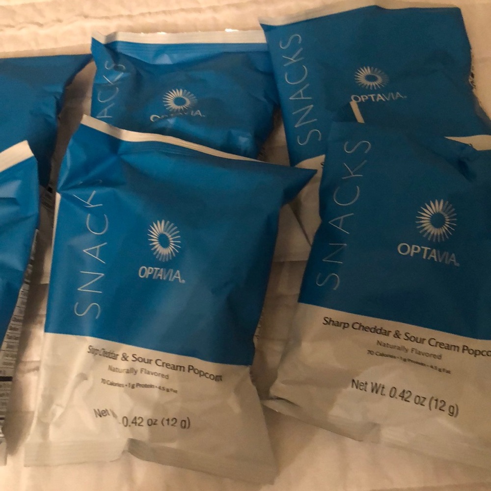 Optavia sharp cheddar and sour cream popcorn